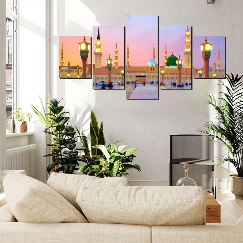 Madina Munnawara 5-Panel Canvas: Islamic Mosque Wall Art