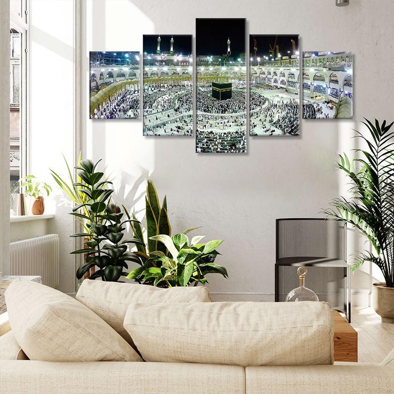 Kaaba Canvas Print: Mecca Night Scene, Islamic Wall Art - 5 Panel