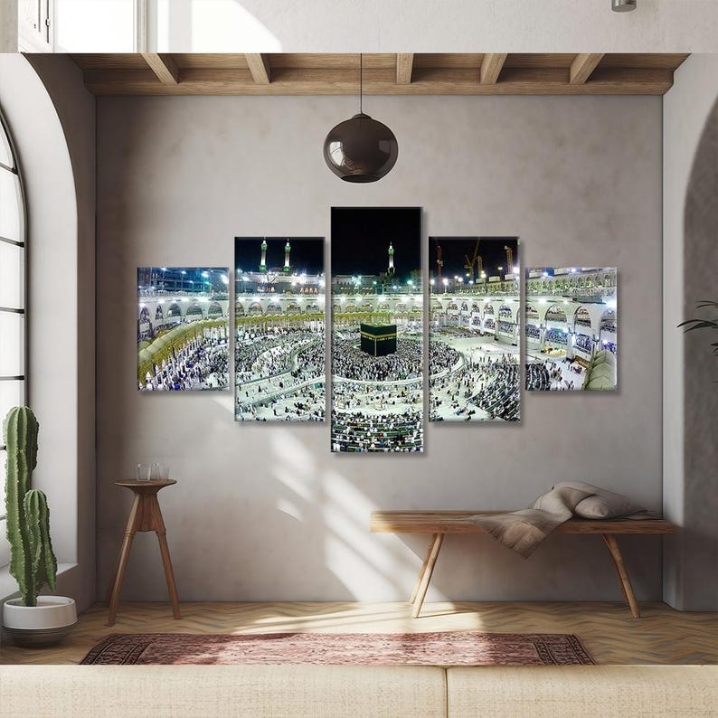 Kaaba Canvas Print: Mecca Night Scene, Islamic Wall Art - 5 Panel